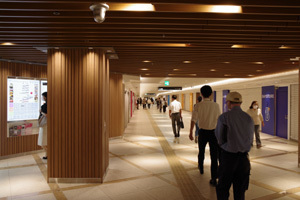 横浜ジョイナス地下街３